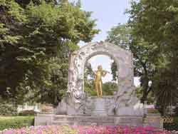 Johann Strauss, Parque municipal